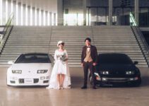 Photo mariage inoubliable : couple Nissan 300ZX.