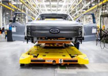 Production F-150 Lightning Ford suspendue 2 mois, ventes faibles