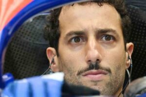 Licenciement de Ricciardo par Red Bull, fin de sa carrière en F1.