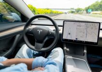 Testeur Tesla Self-Driving : un job stressant !