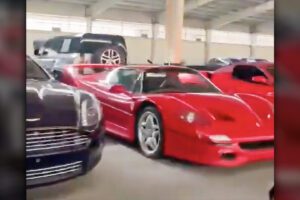 Collection de voitures abandonnées du dictateur syrien Bashar Al-Assad: Ferrari F50, SL65 Black Series retrouvées