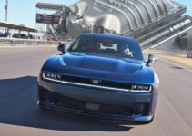 Nouvelle Charger peut accueillir V8 Hemi, Dodge refuse de l'admettre