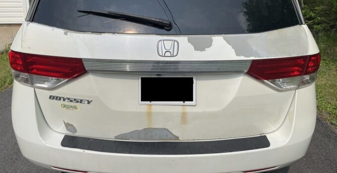 Propriétaires Honda poursuivent en justice pour peinture blanche écaillée