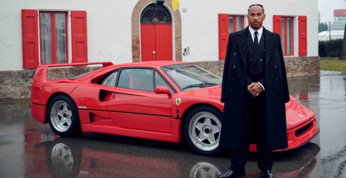 Photo historique : Lewis Hamilton et Ferrari.