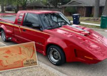 Pick-up Chevy années 90 avec carrosserie en forme de bec d'oiseau: une histoire mystérieuse.