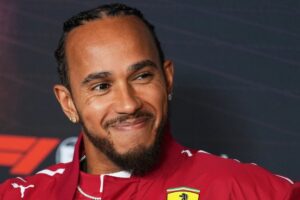 Hamilton prêt à courir pour Ferrari au GP d'Australie, ouverture de la saison F1