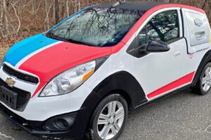 Acheteur cible Domino's Pizza Car avec chauffe intégré